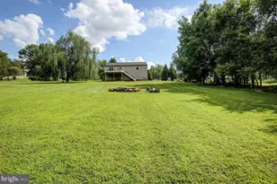 155 N Griffiths Ln, Manchester, PA 17345 - Photo 3