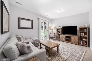 3711 Armory Ln, York, PA 17408 - Photo 5