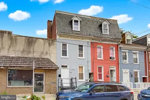 230 E Poplar St, York, PA 17403 - Photo 3
