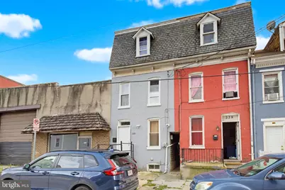 230 E Poplar Street, York, PA 17403 - Photo 1