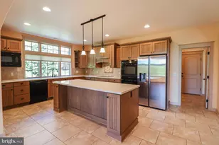 832 Heritage Hills Dr, York, PA 17402 - Photo 3