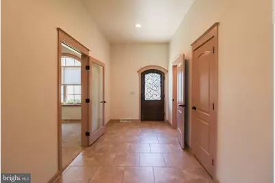 832 Heritage Hills Drive, York, PA 17402 - Photo 15