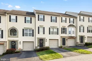 2720 Hunt Club Dr, York, PA 17402 - Photo 3