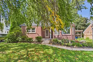 393 Waters Rd, York, PA 17403 - Photo 3