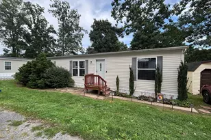 88 Mobile Dr, Thomasville, PA 17364 - Photo 1