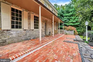 535 E Locust Ln, York, PA 17406 - Photo 5