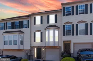 2710 Equestrian Dr, York, PA 17402 - Photo 1