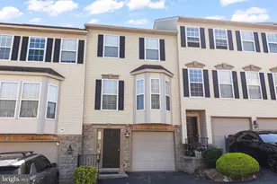 2710 Equestrian Dr, York, PA 17402 - Photo 3