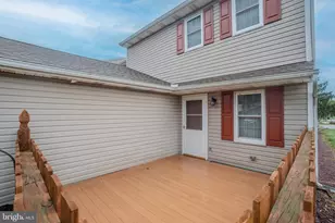 401 Bentwood Ln, York, PA 17408 - Photo 3