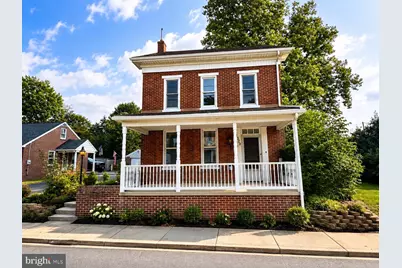 1329 Broadway, Hanover, PA 17331 - Photo 1