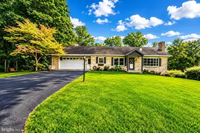 99 Lakeview Terrace, Hanover, PA 17331 - Photo 1