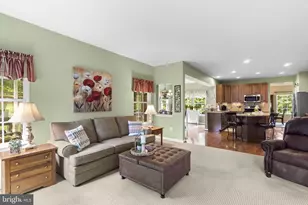 8711 Fairway Ct, Seven Valleys, PA 17360 - Photo 17