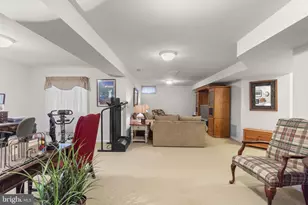 8711 Fairway Ct, Seven Valleys, PA 17360 - Photo 37