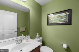 8711 Fairway Ct, Seven Valleys, PA 17360 - Photo 39