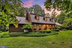 862 Laurel Woods Ln, Hanover, PA 17331 - Photo 1
