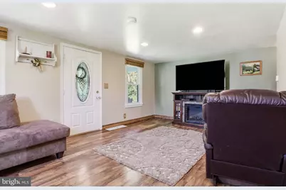 986 2nd Street, Mount Wolf, PA 17347 - Photo 9