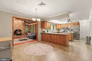 332 Laurel Dr, York, PA 17406 - Photo 11