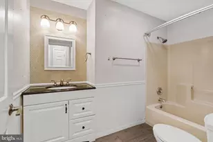 100 Amanda Ave, Hanover, PA 17331 - Photo 19