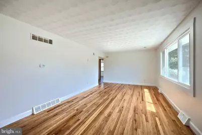 2551 Berkshire Ln, Dover, PA 17315 - Photo 7