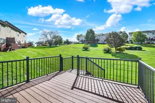 2730 Woodmont Dr, York, PA 17404 - Photo 21