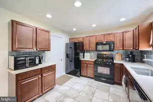 77 Westview Manor, York, PA 17408 - Photo 7