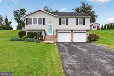 311 Nebinger Street, Lewisberry, PA 17339 - Photo 3
