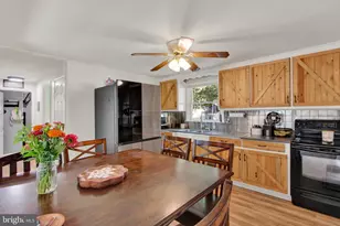 2786 Clearbrook Blvd, York, PA 17406 - Photo 5