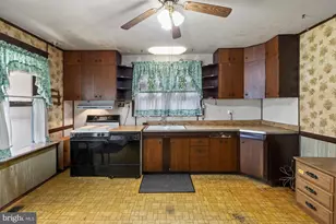 593 Baltimore St, Hanover, PA 17331 - Photo 17