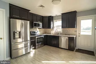 1017 Valley View Rd, York, PA 17406 - Photo 3
