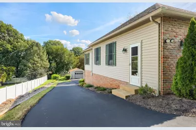 1022 Woodridge Road, Red Lion, PA 17356 - Photo 7