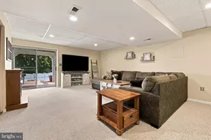 130 Robin Hill Cir, York, PA 17404 - Photo 23
