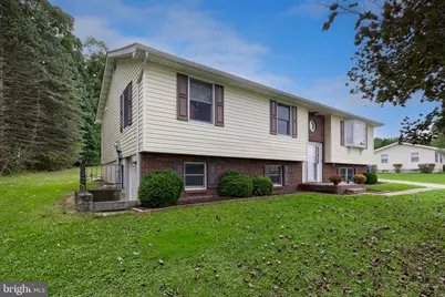 571 E Tolna Road, Shrewsbury, PA 17361 - Photo 5