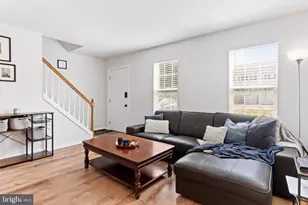 2853 Woodmont Dr, York, PA 17404 - Photo 11