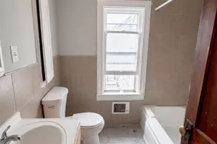 308 E King St, York, PA 17403 - Photo 9