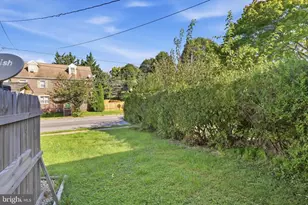 863 E Kings Ct, York, PA 17403 - Photo 27