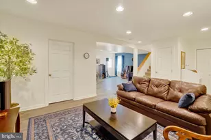 2240 Bernays Dr, York, PA 17404 - Photo 35