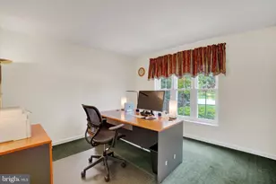 2240 Bernays Dr, York, PA 17404 - Photo 13