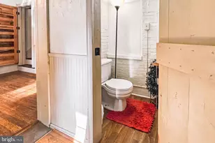 60 N Water St, Spring Grove, PA 17362 - Photo 9