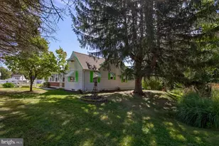 7 Pine St, Dillsburg, PA 17019 - Photo 5