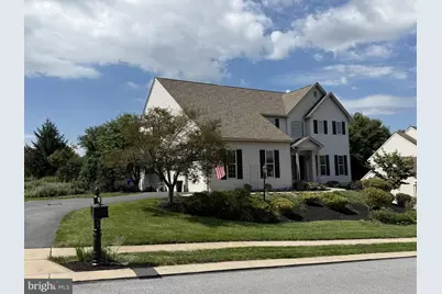 109 E Greenbriar Drive, York, PA 17407 - Photo 3
