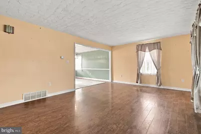 2460 Wyndhurst Court, York, PA 17408 - Photo 3