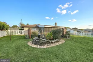 2750 Northvue Ln, York, PA 17408 - Photo 9