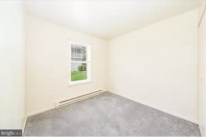 33 W Pennsylvania Avenue, Stewartstown, PA 17363 - Photo 15