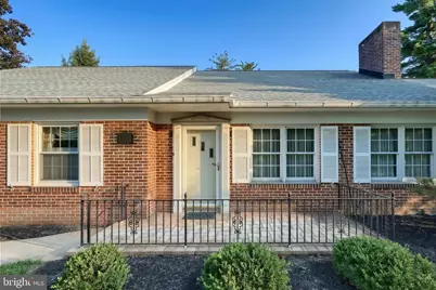 1319 Hillcroft Lane, York, PA 17403 - Photo 7