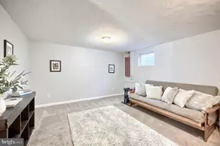 2714 Hunters Crest Dr, York, PA 17402 - Photo 13