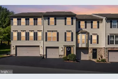 2714 Hunters Crest Drive #28, York, PA 17402 - Photo 1
