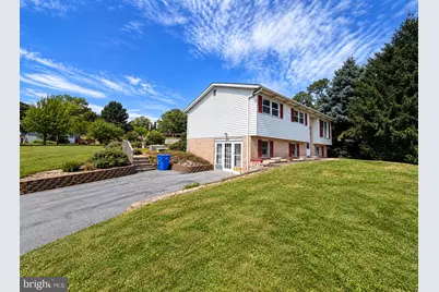 301 Lafayette Drive, New Cumberland, PA 17070 - Photo 3