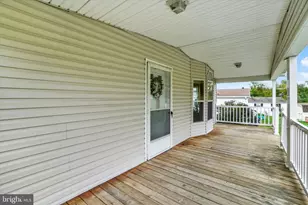 132 Gateshead Dr, Stewartstown, PA 17363 - Photo 5