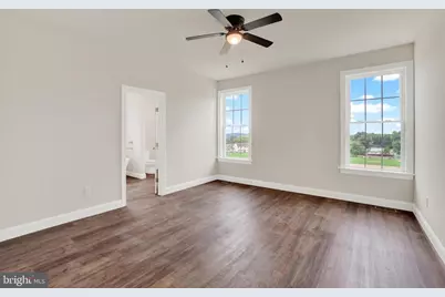 11 W Crestlyn Drive, York, PA 17402 - Photo 11