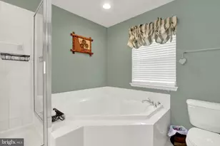128 Farm House Ln, York, PA 17408 - Photo 25